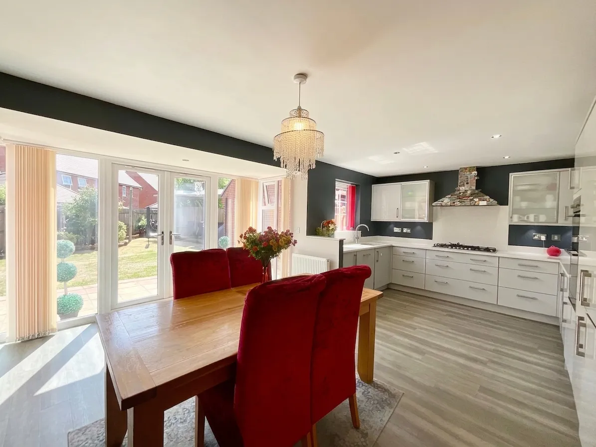 Aurora Gardens, Barlaston, ST12, photo 2