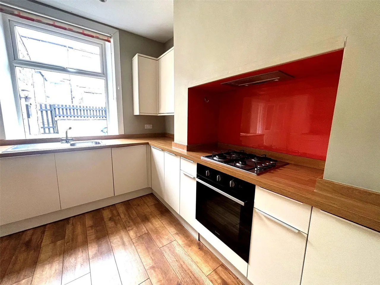Mostyn Avenue, Earby, BB18, photo 5