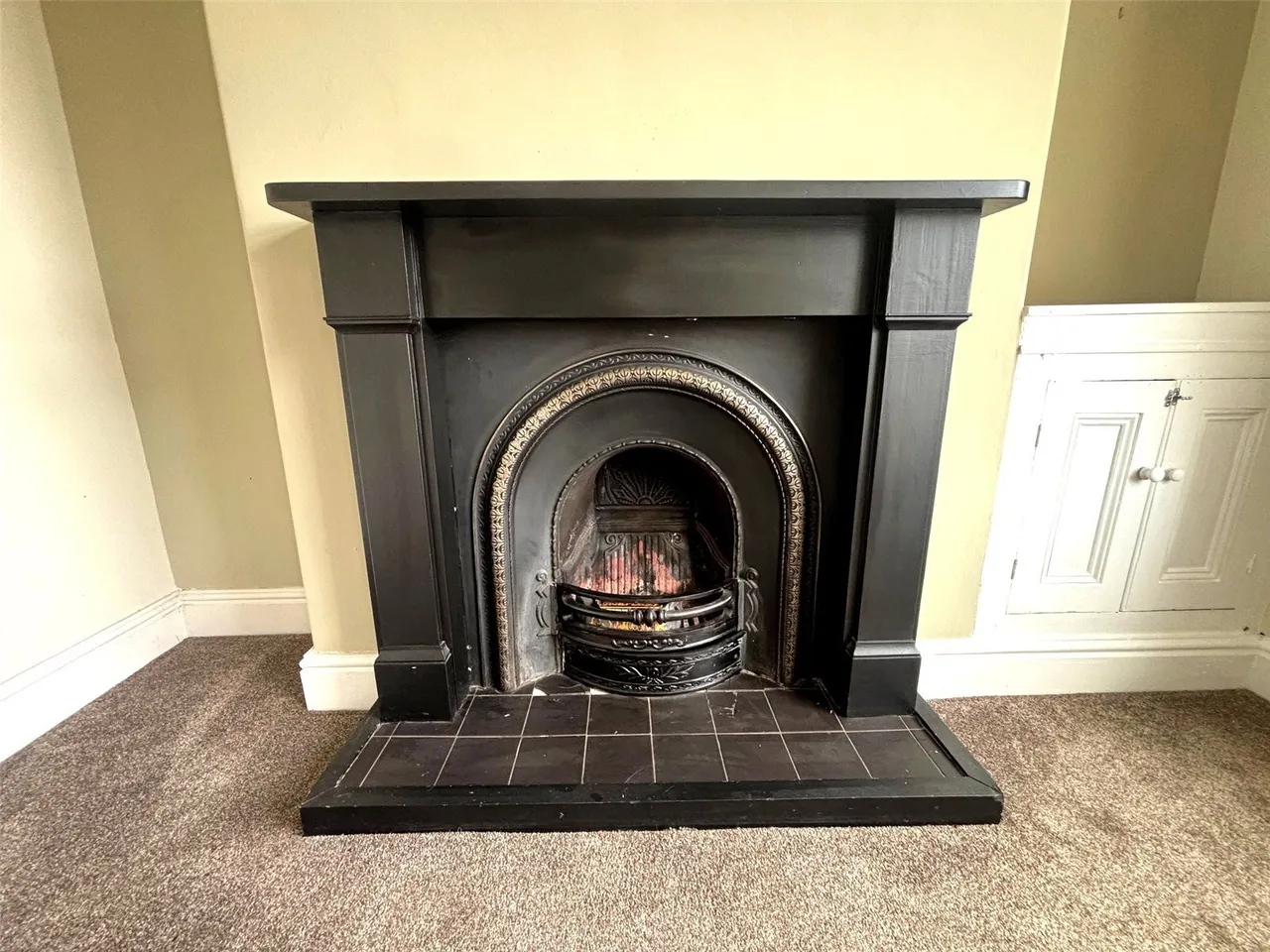 Mostyn Avenue, Earby, BB18, photo 4