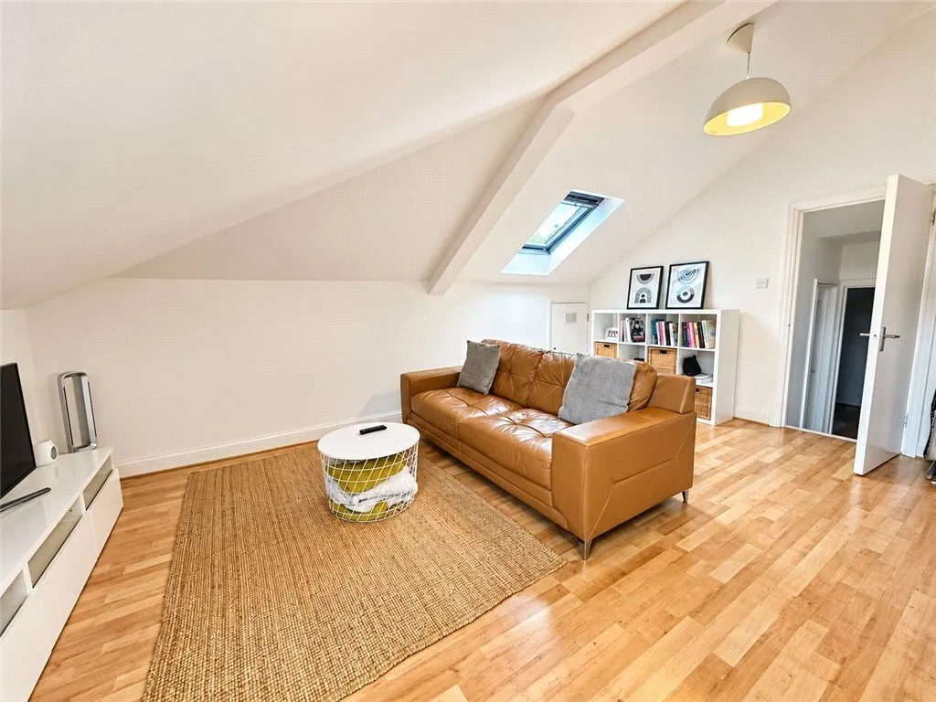 Brigstock Road, THORNTON HEATH, Surrey, CR7, photo 2