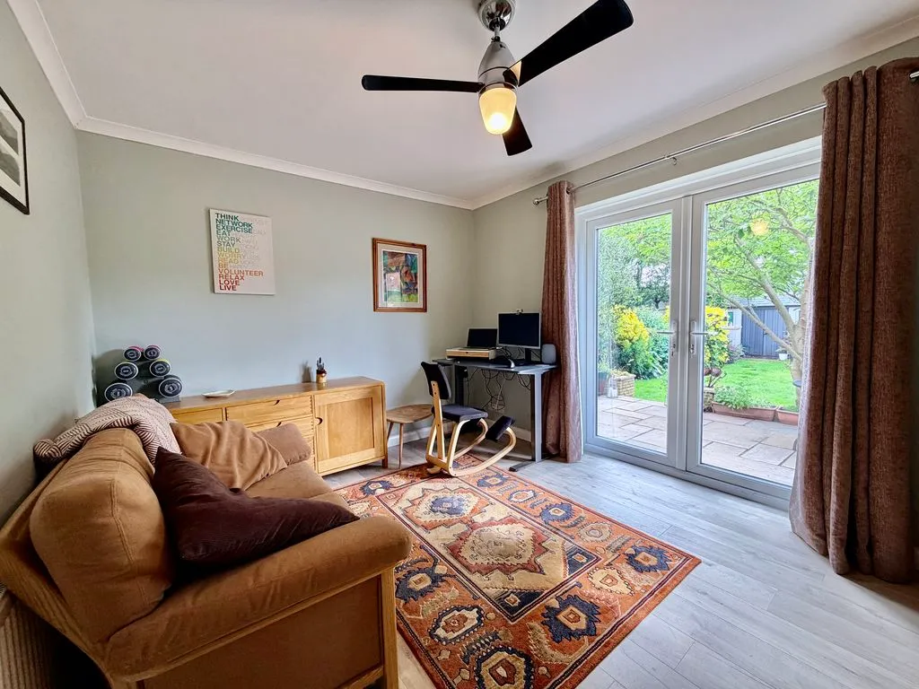 Oakland Way, Flackwell Heath HP10 9ED, photo 11