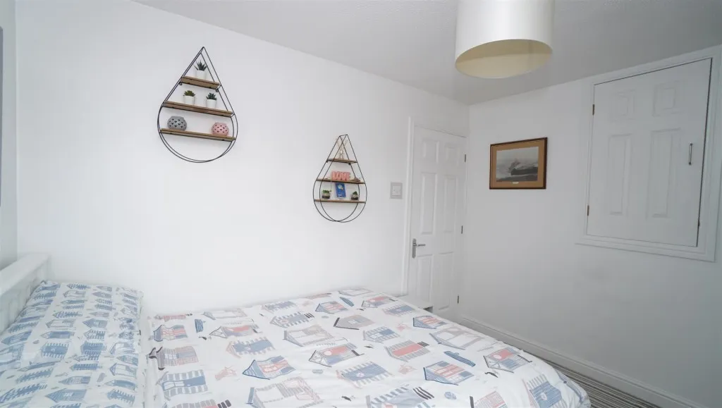 Leys Close, Thackley, photo 18