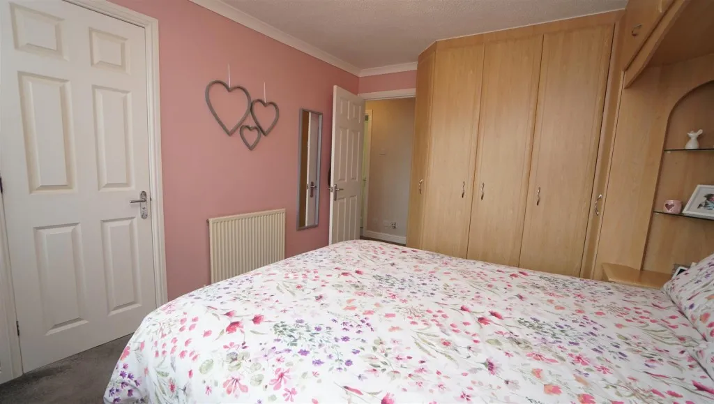 Leys Close, Thackley, photo 14