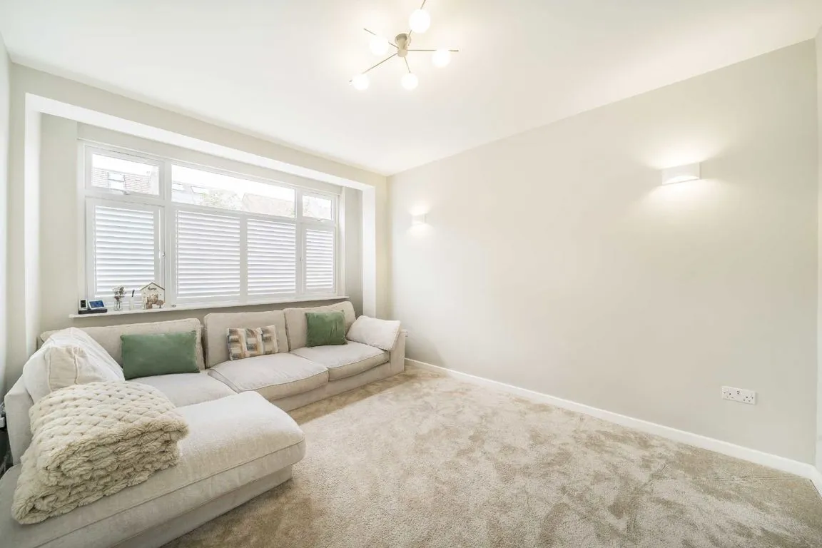 Fieldend Road, SW16, photo 3