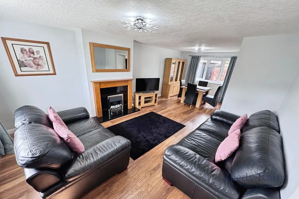 Manor Garth, Kellington, DN14, photo 2