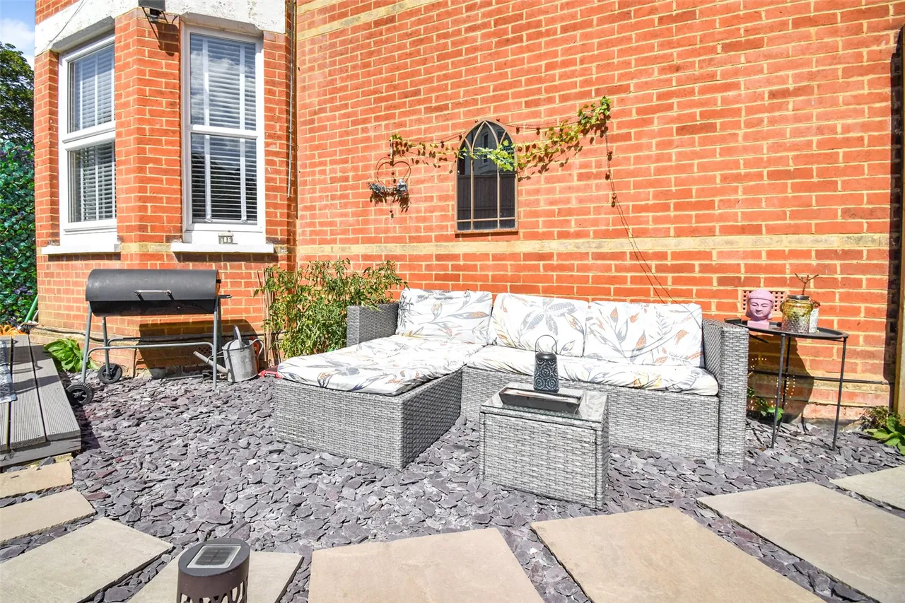 Upper Elms Road, Aldershot, Hampshire, GU11 3ES, photo 22
