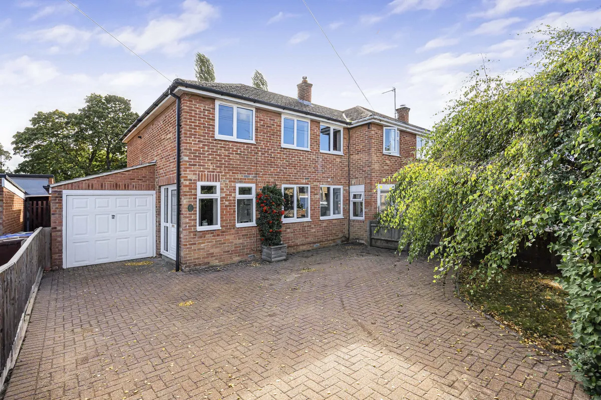 3 bed house for sale, Hampden Drive, Kidlington