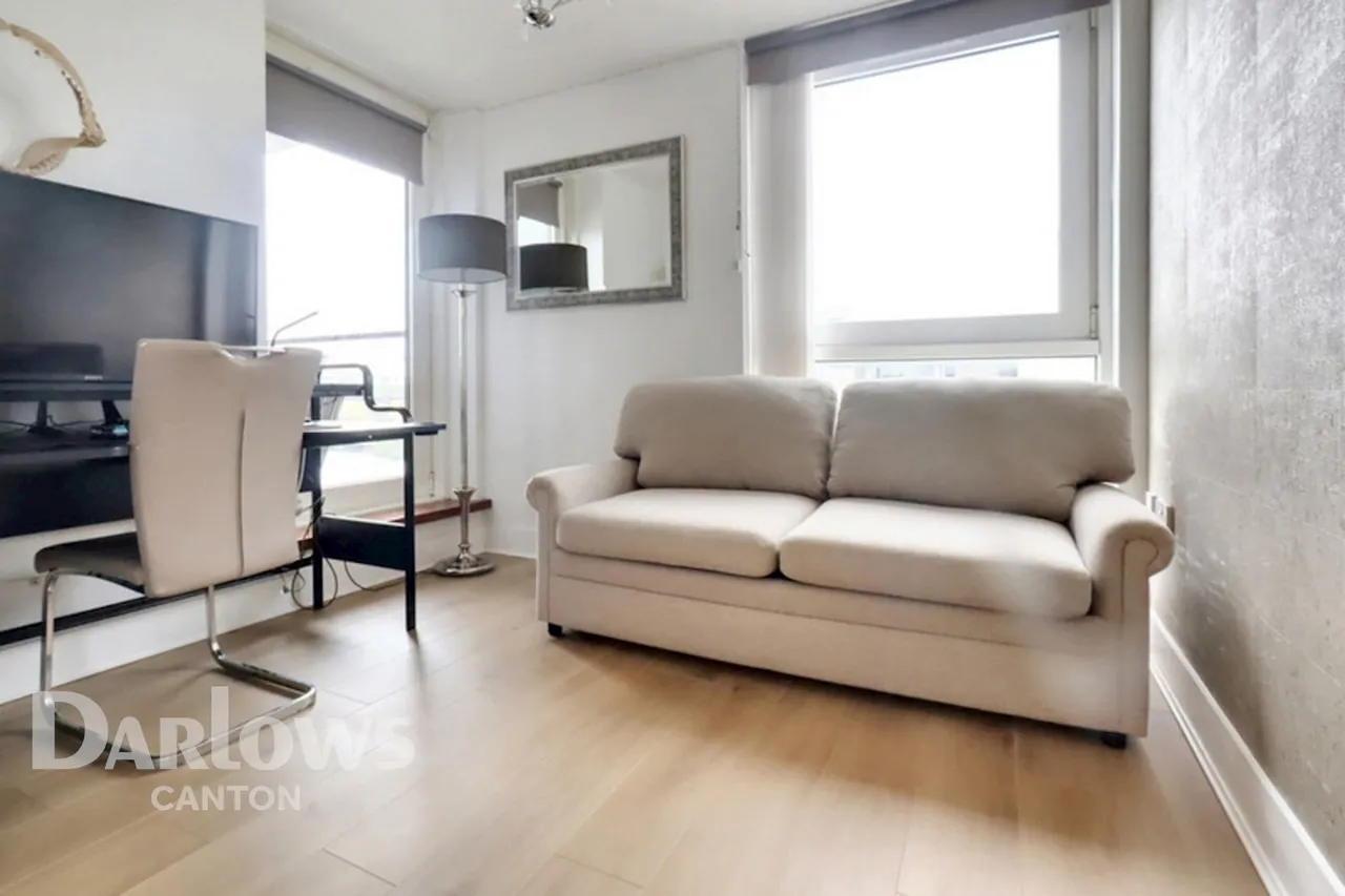 Ferry Court, Cardiff, photo 12