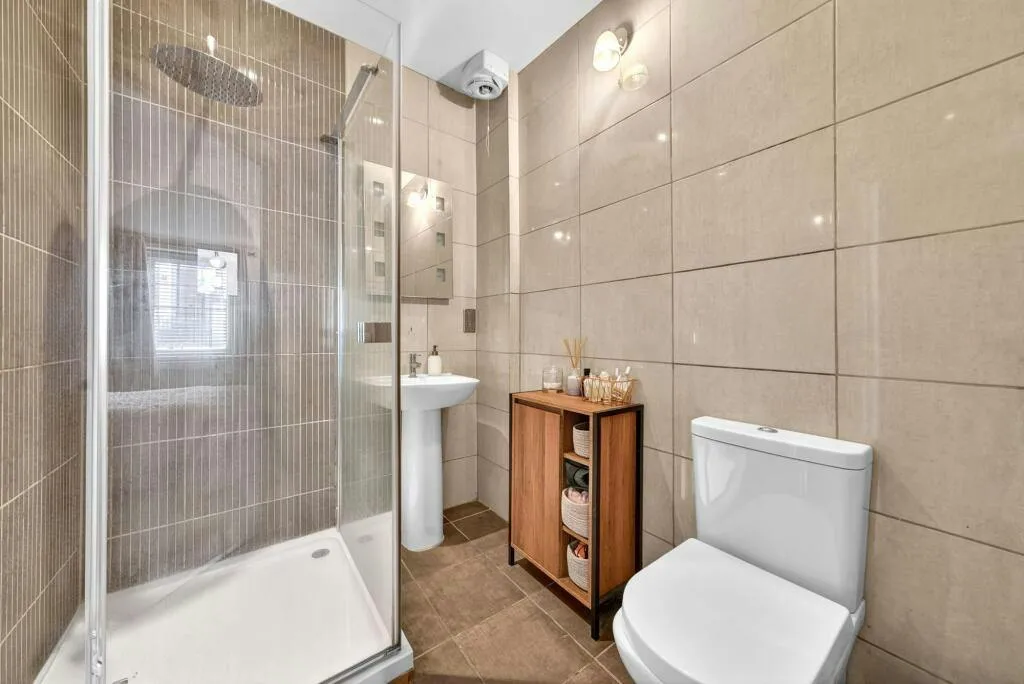 Pensbury Place, London, SW8, photo 11
