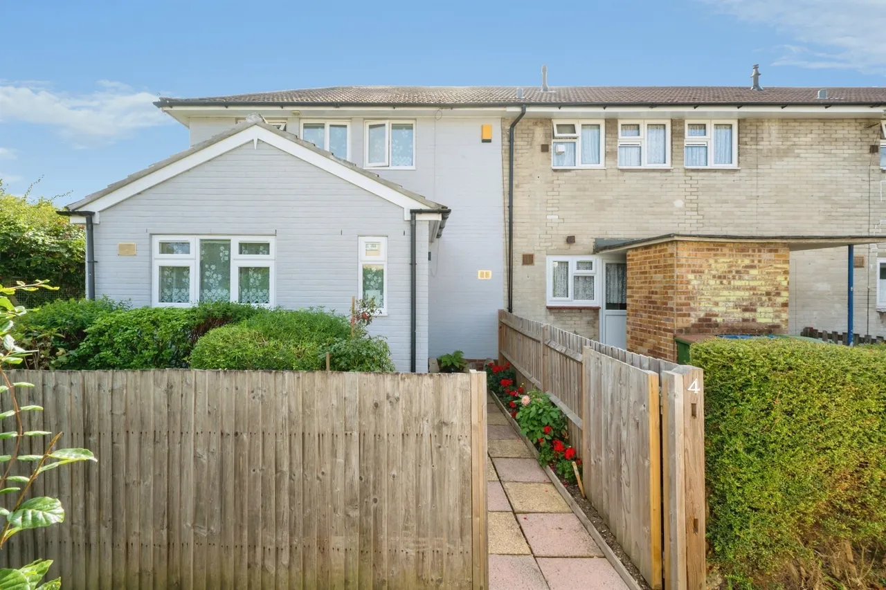 2 bed house for sale, Cheviot Crescent, Southampton, SO16