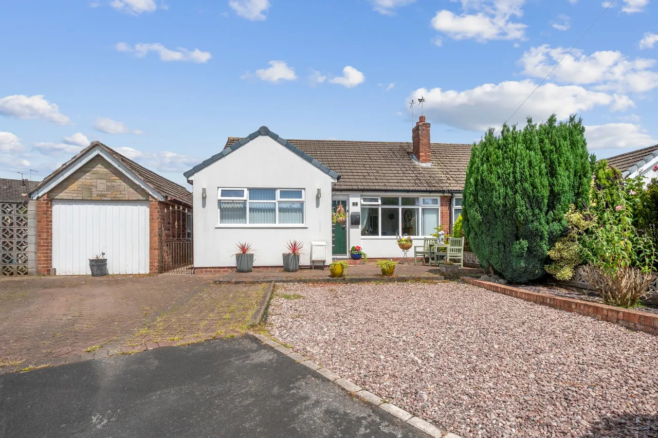 3 bed house for sale — Finch Close, Clock Face, St. Helens, St. Helens, WA9 4UU