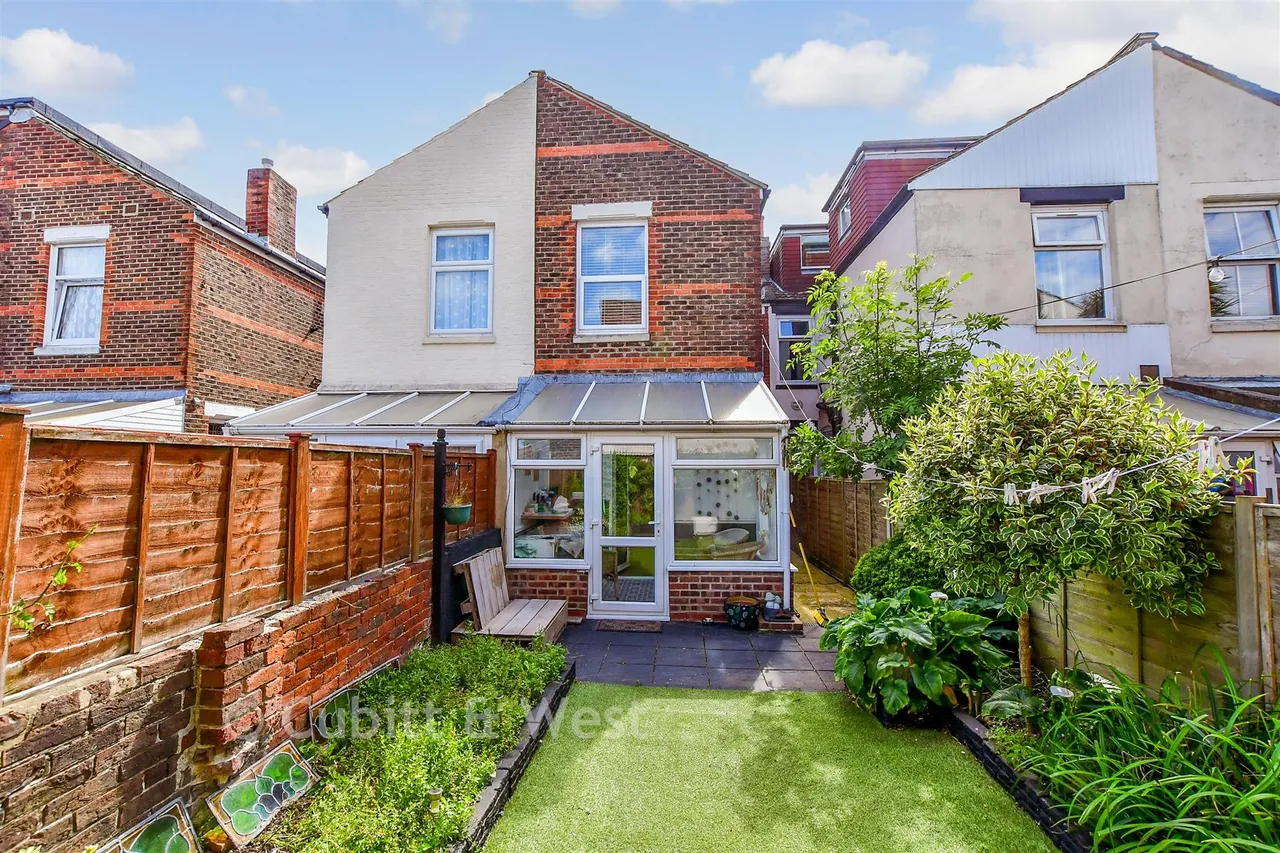 Kensington Road, Portsmouth, PO2, photo 11