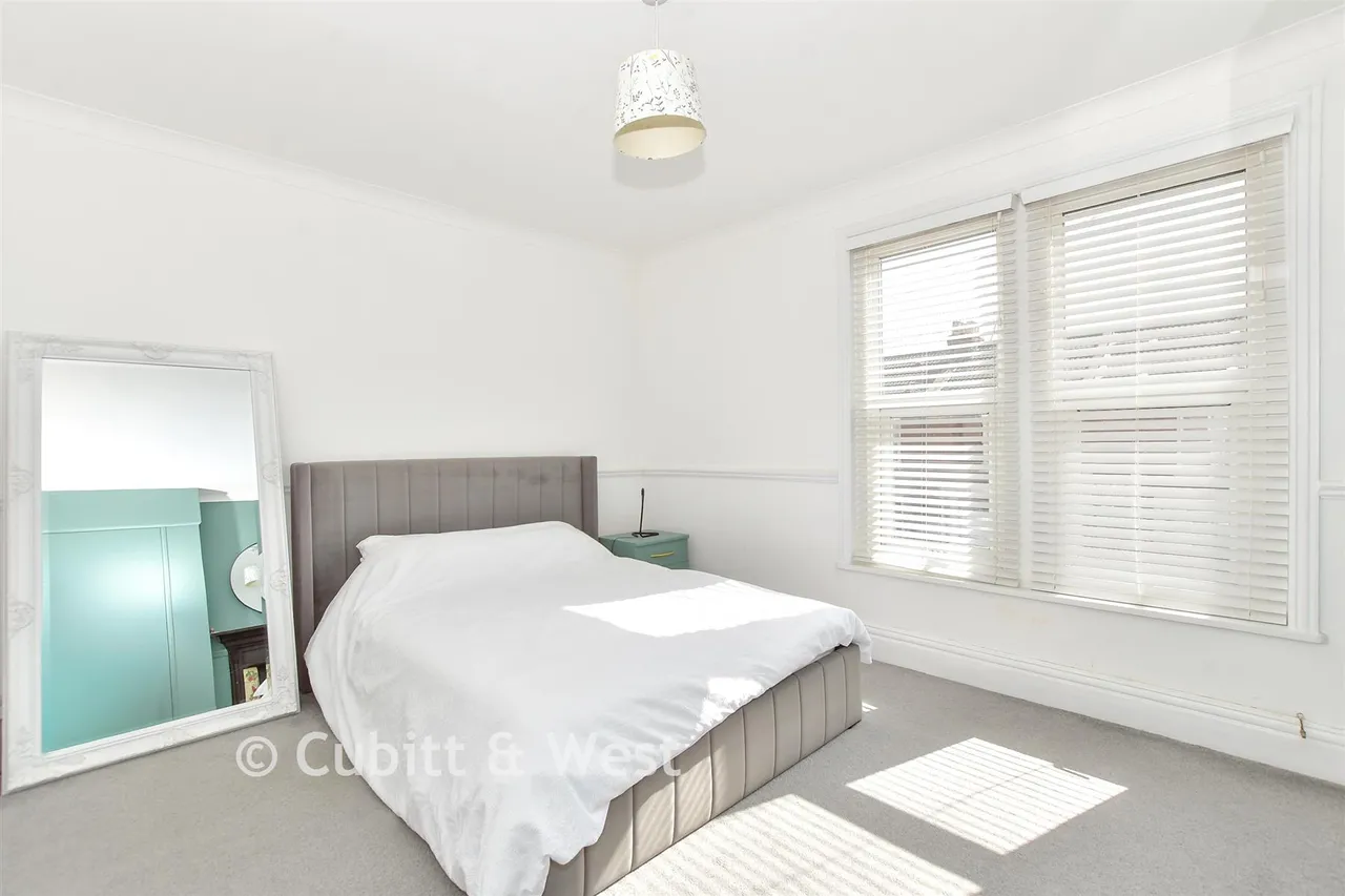 Kensington Road, Portsmouth, PO2, photo 4