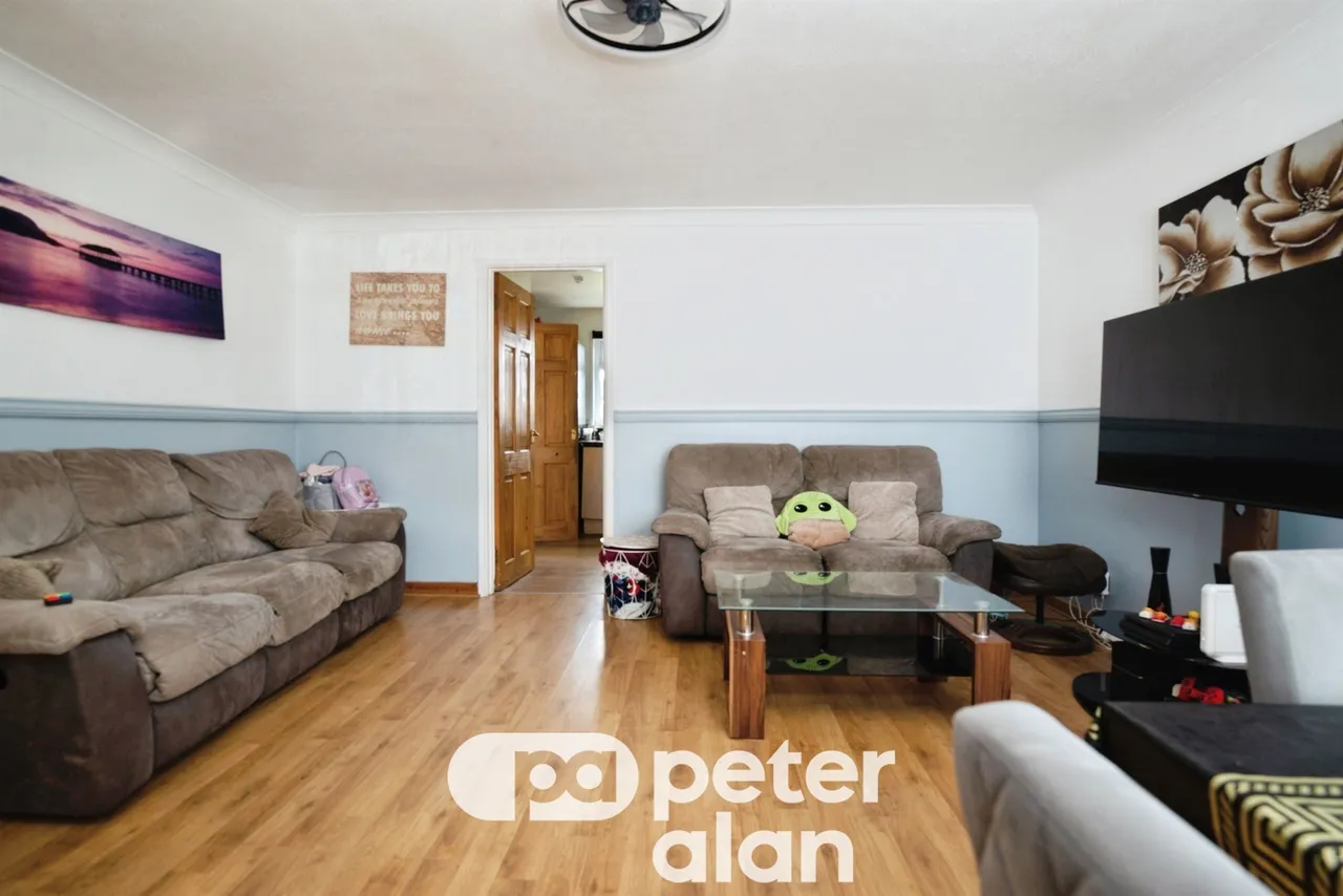 Maesglas Avenue, Newport, NP20, photo 4