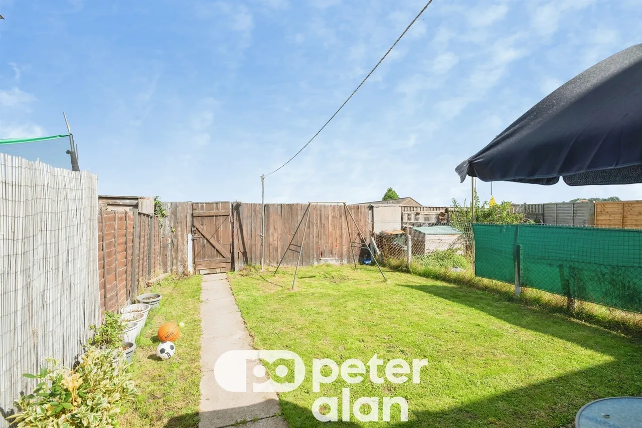 Maesglas Avenue, Newport, NP20, photo 11