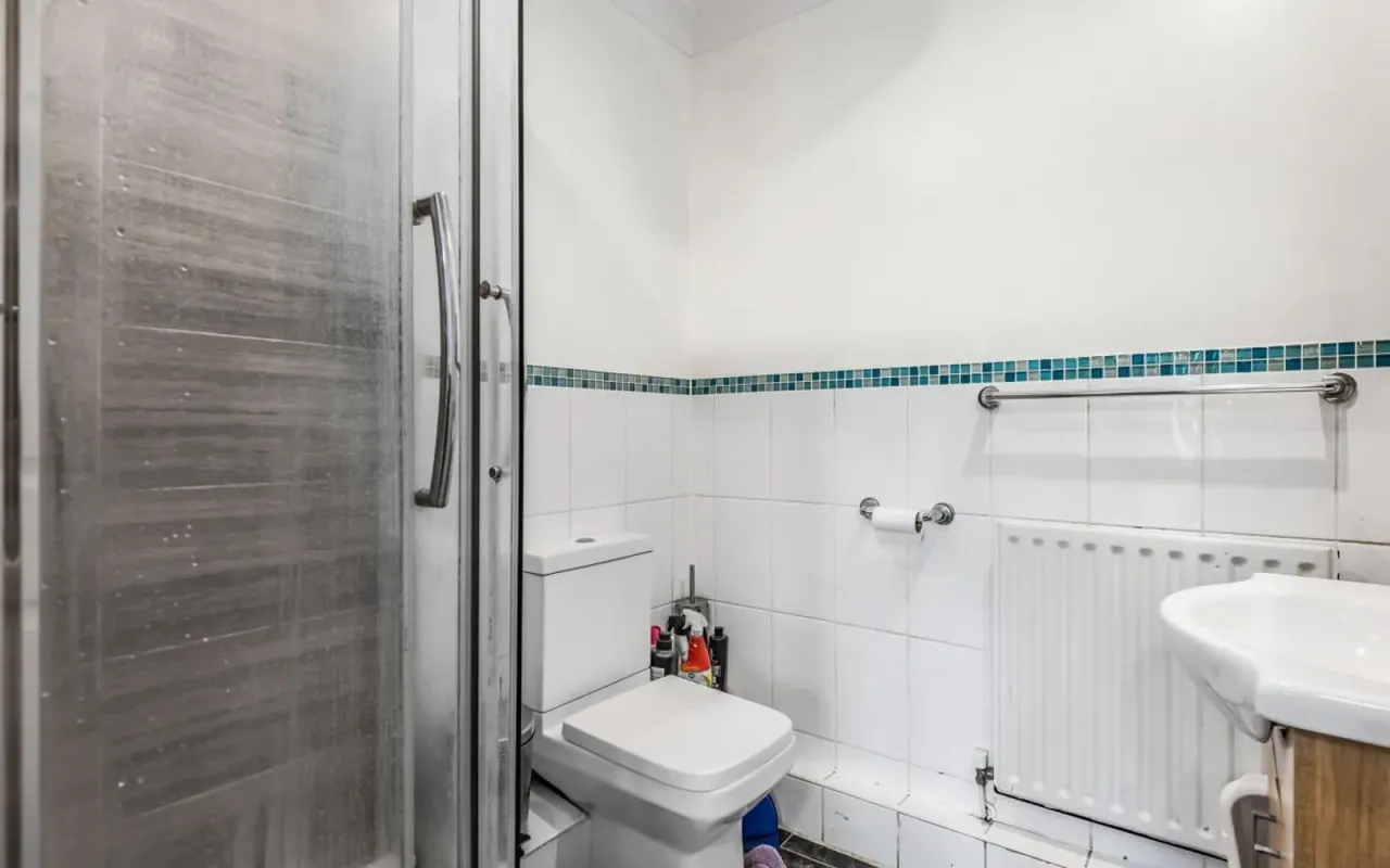 Ruxley Lane, Epsom, KT19, photo 10