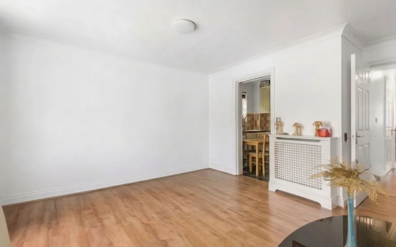 Ruxley Lane, Epsom, KT19, photo 4