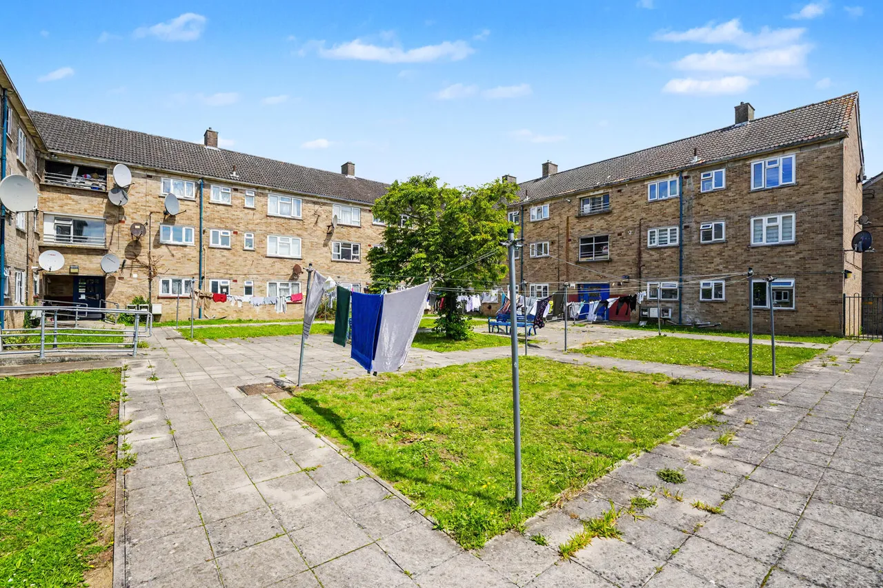 Hoe Lane, Enfield, EN3, photo 19