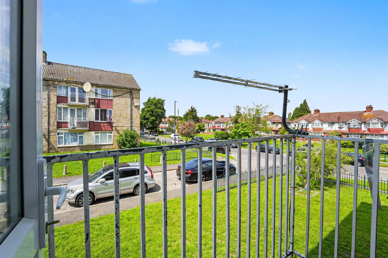 Hoe Lane, Enfield, EN3, photo 4