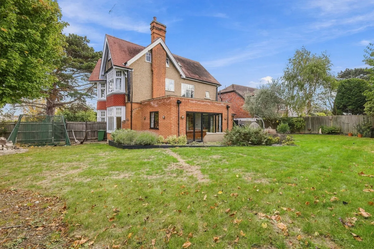 Connaught Avenue, Loughton, IG10, photo 34