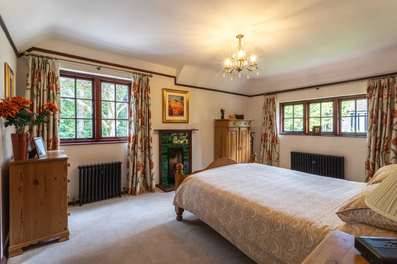 Wychwood Cottage Avenue Road, Fleet, GU51 4NG, photo 12