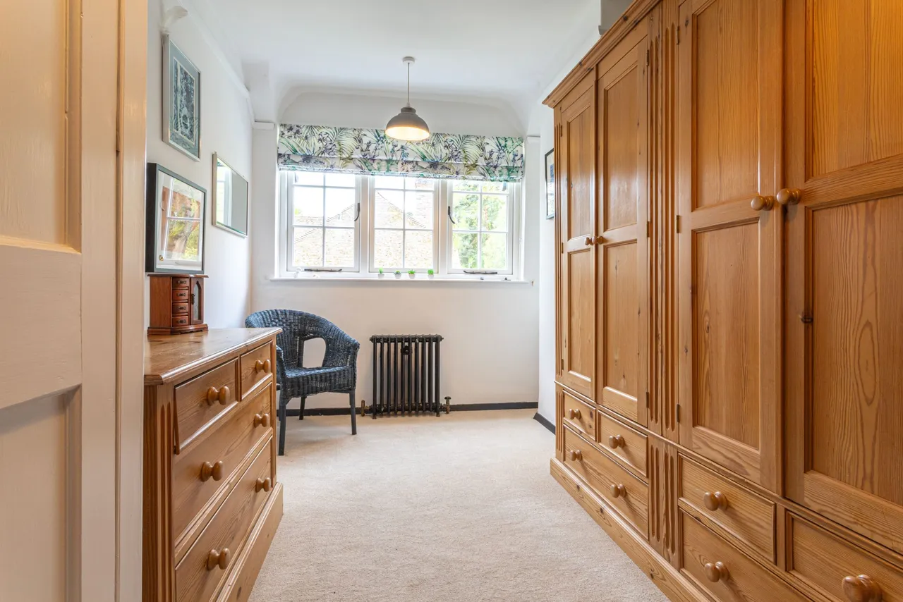 Wychwood Cottage Avenue Road, Fleet, GU51 4NG, photo 14