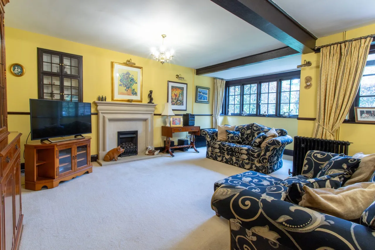 Wychwood Cottage Avenue Road, Fleet, GU51 4NG, photo 8