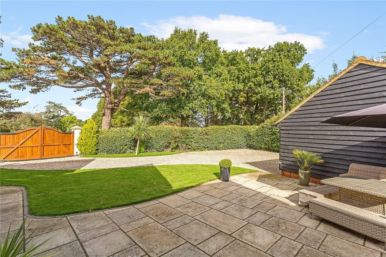 Brickendon Lane, Hertford, SG13, photo 15