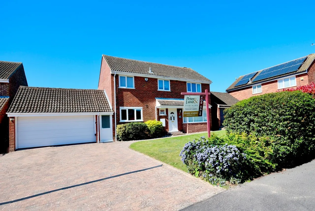 5 bed house for sale, Rutland Close, St Ives, PE27