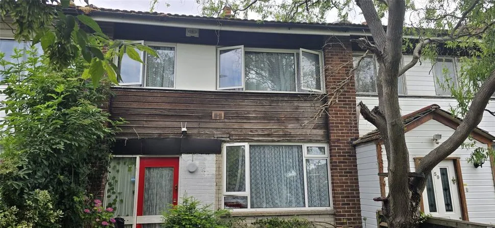 2 bed house for sale — Common Road, Slough, Berkshire, SL3
