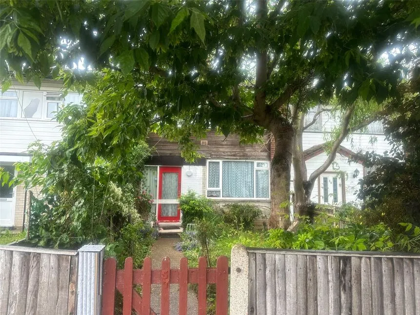 Common Road, Slough, Berkshire, SL3, photo 11