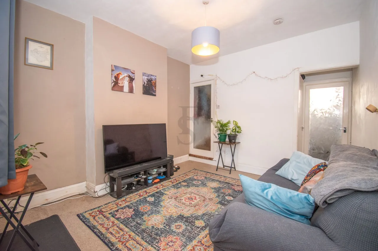 2 bed house for sale, Paget Road, Leicester, LE3
