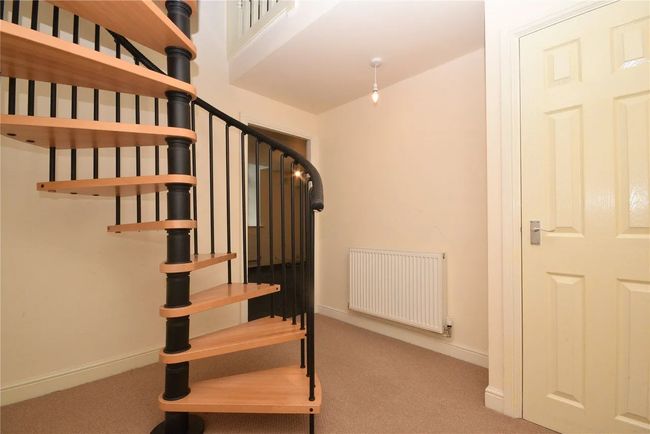 Bolton Brow, Sowerby Bridge, HX6, photo 4