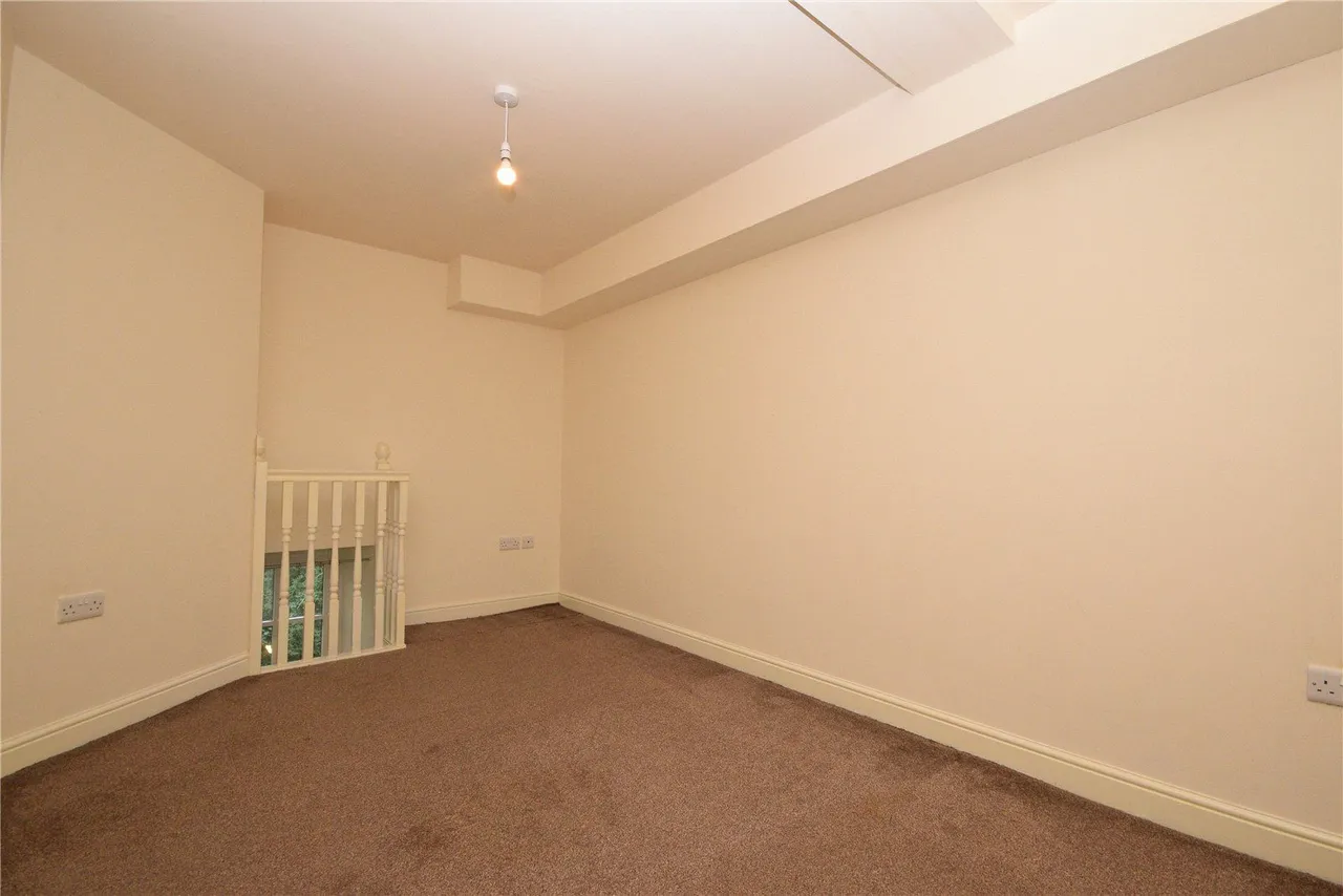 Bolton Brow, Sowerby Bridge, HX6, photo 9