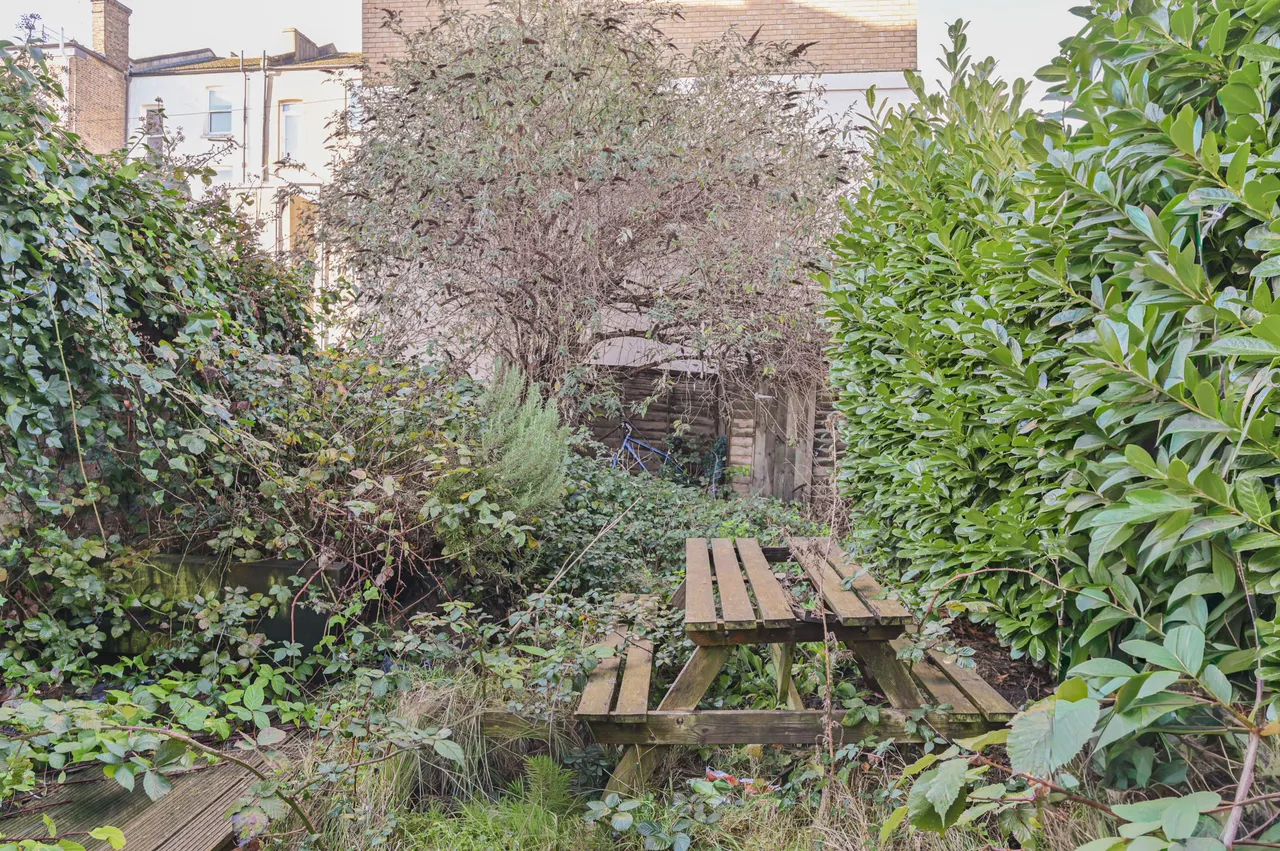 Flat D, Sandra Court, Sirdar Road, Mitcham, photo 12