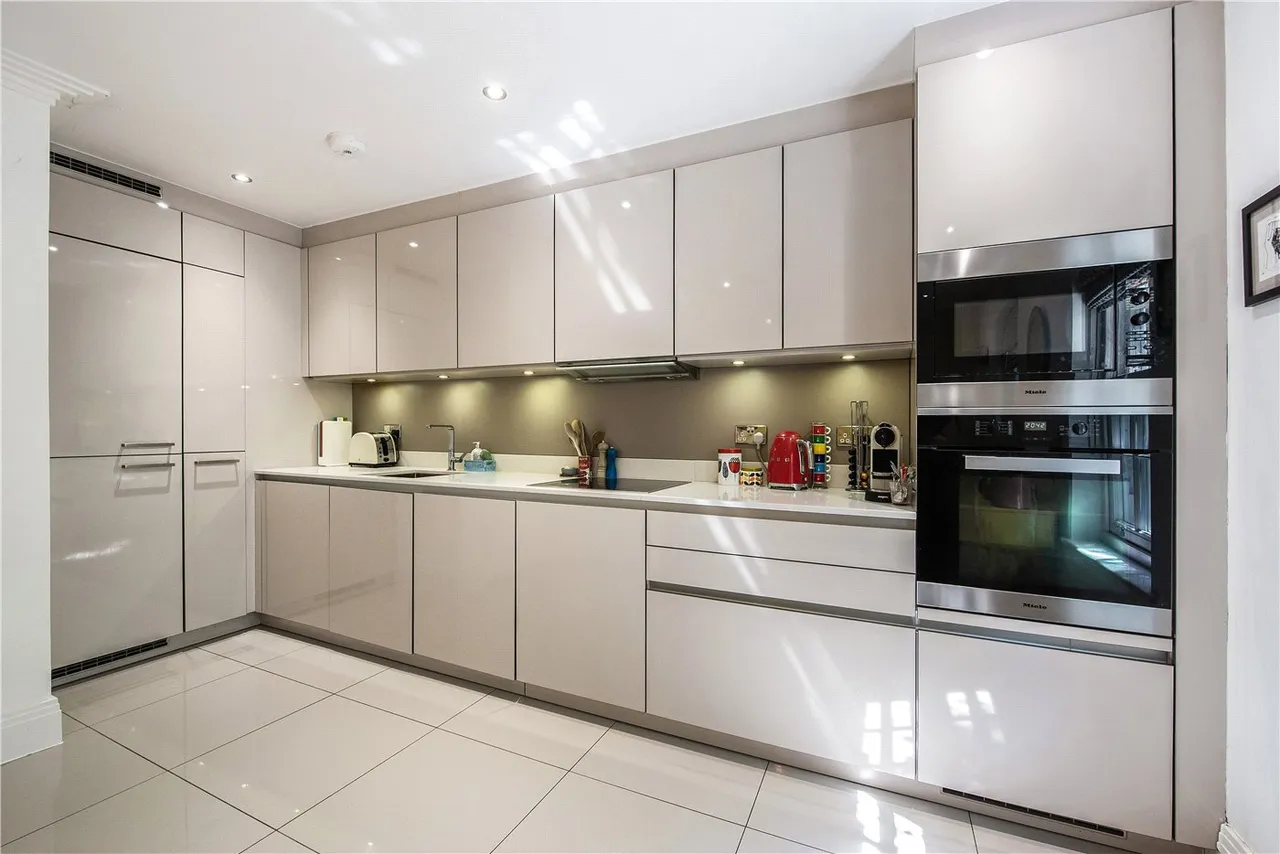 Elizabeth Place, Winchester, SO22, photo 7
