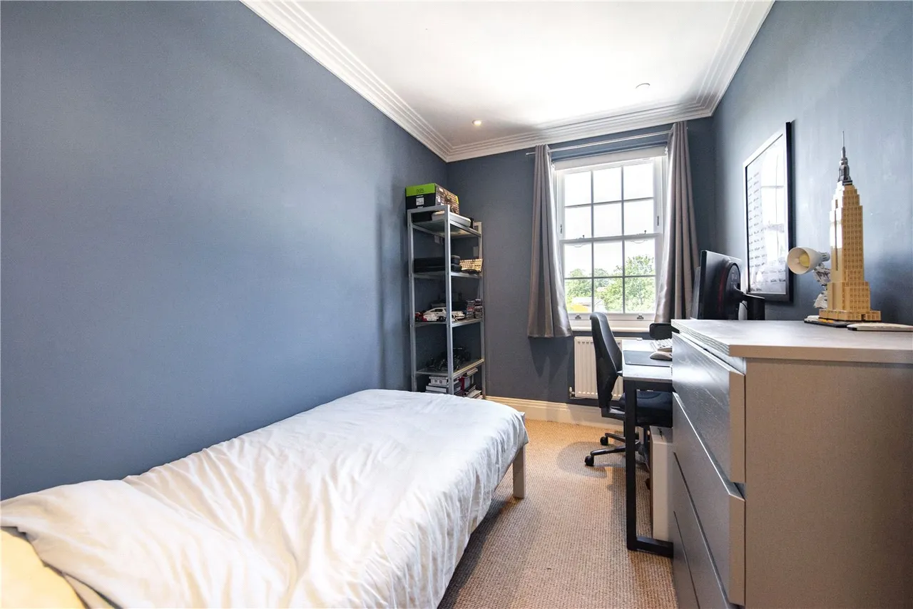 Elizabeth Place, Winchester, SO22, photo 15