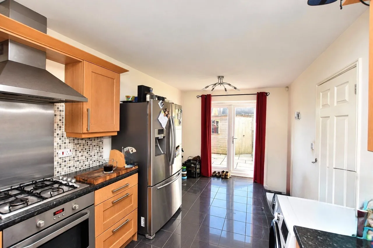 Fitzgerald Drive, Darwen, BB3, photo 3