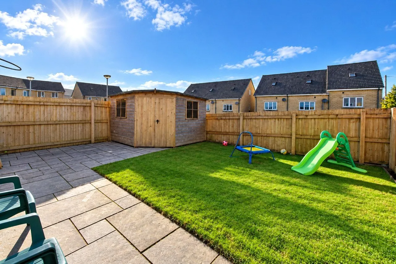 Fitzgerald Drive, Darwen, BB3, photo 10