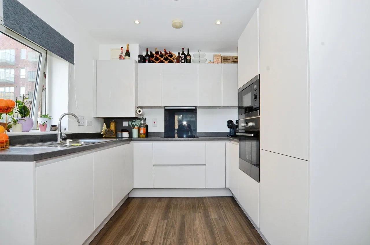 Bucknall Place, Watford, WD19, photo 5