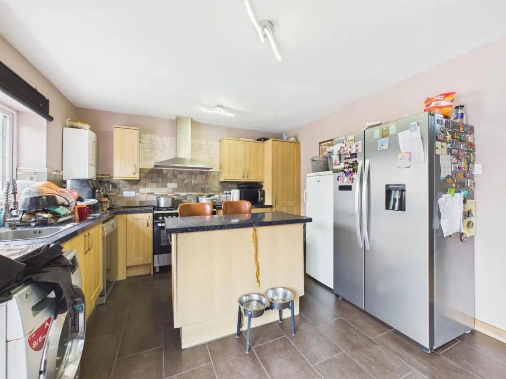 Buckingham Road, Aylesbury, photo 4