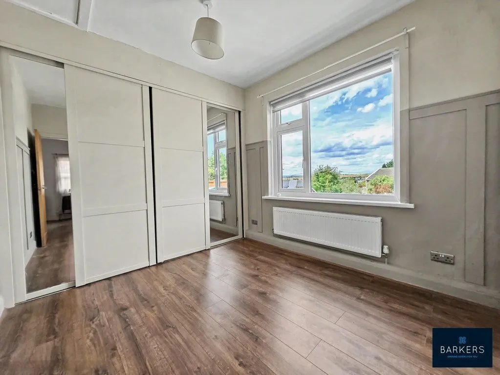 Kester Road, Batley WF17 8AB, photo 9