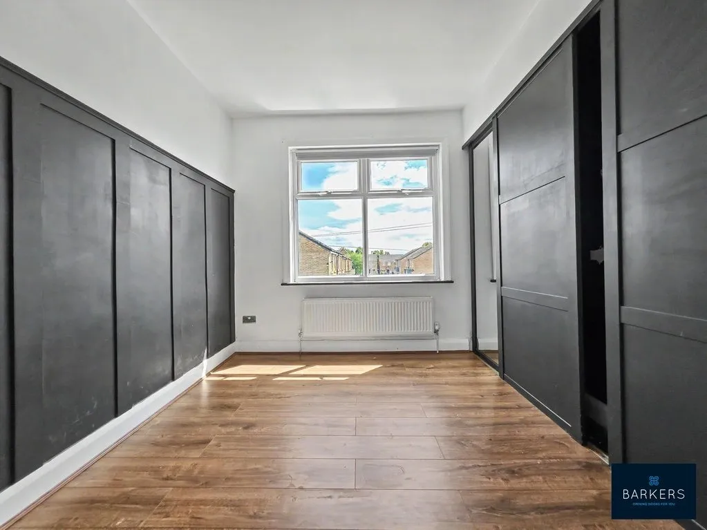 Kester Road, Batley WF17 8AB, photo 7