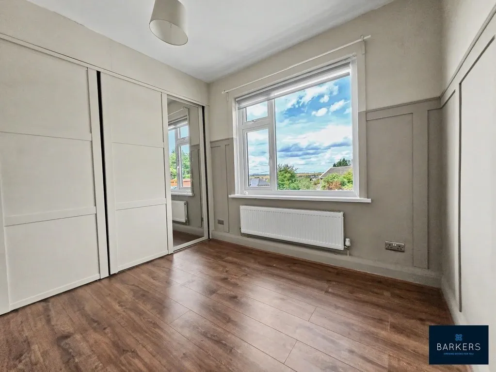 Kester Road, Batley WF17 8AB, photo 10