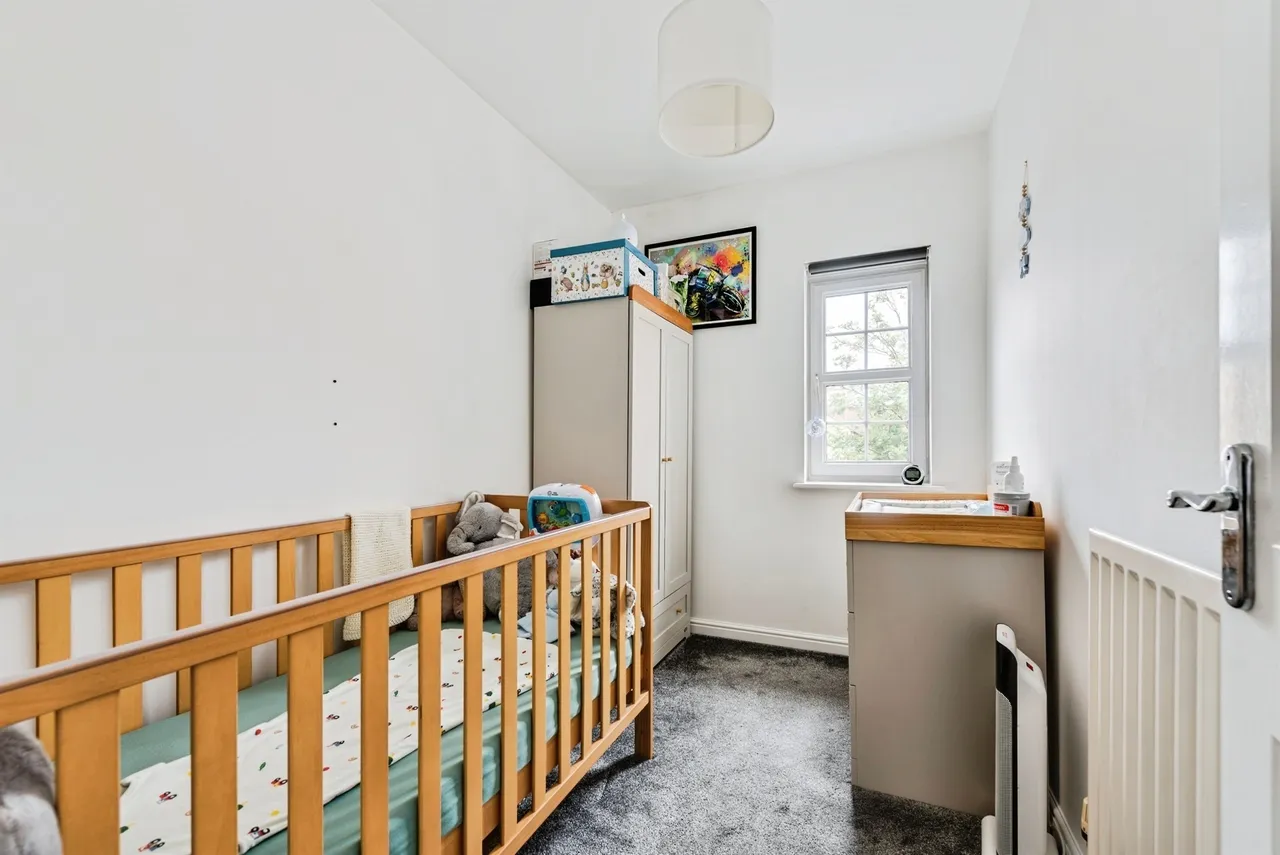 Mycroft Road, Swindon, photo 10