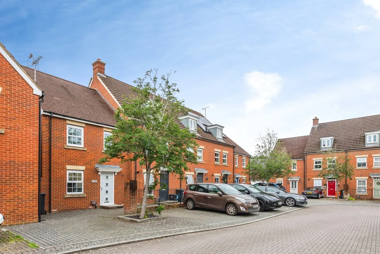 Mycroft Road, Swindon, photo 12