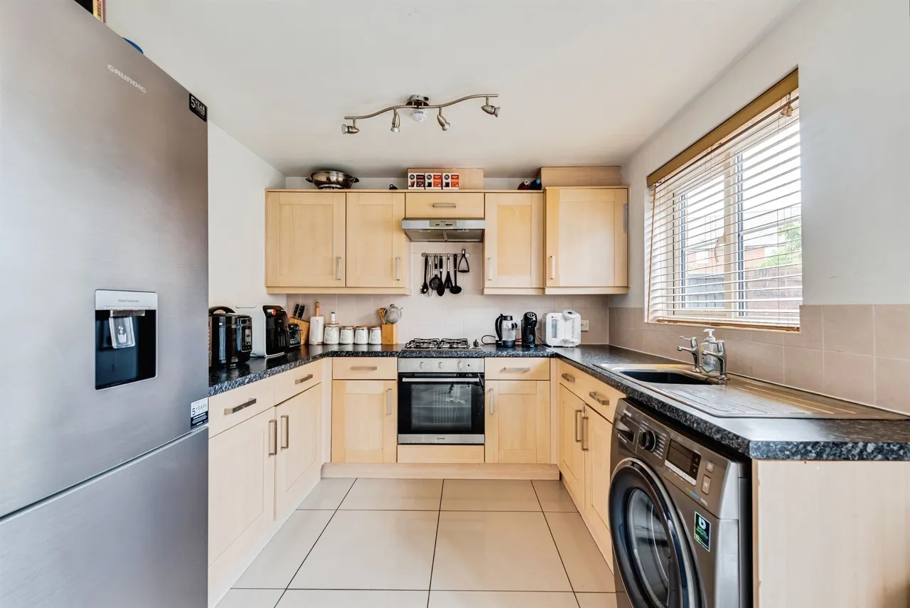 Mycroft Road, Swindon, photo 5
