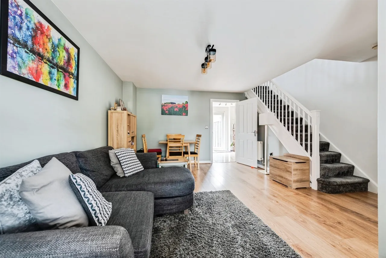 Mycroft Road, Swindon, photo 4