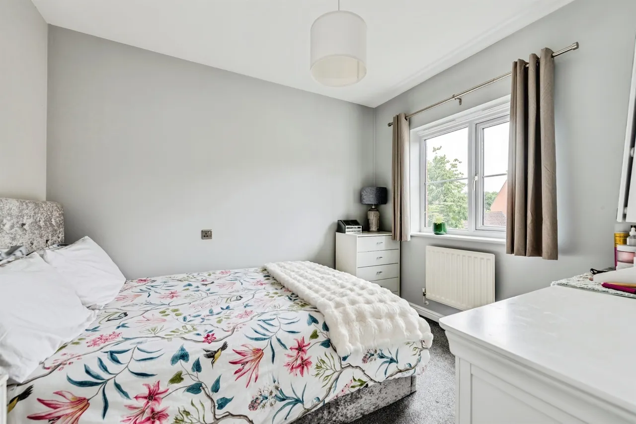 Mycroft Road, Swindon, photo 7