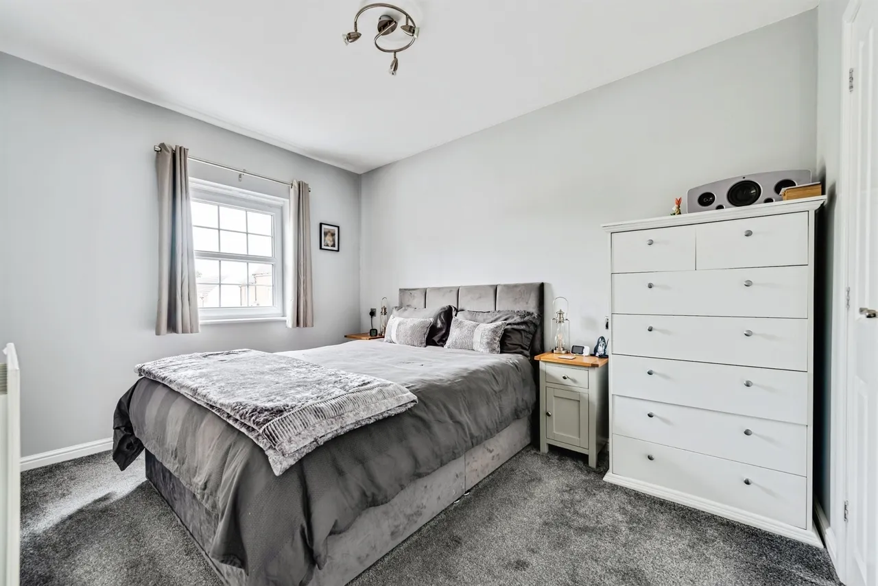 Mycroft Road, Swindon, photo 9